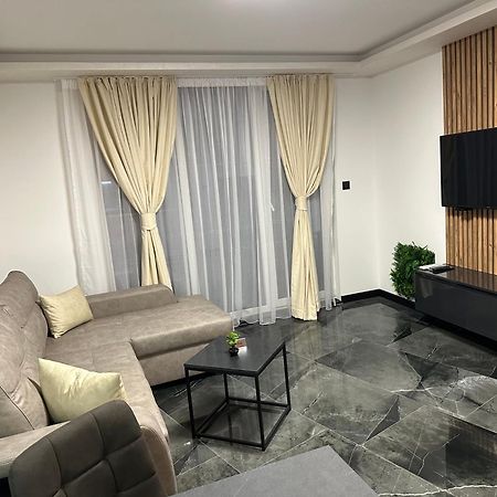 Ka Apartment Luxury 1 Kazanluk Bagian luar foto